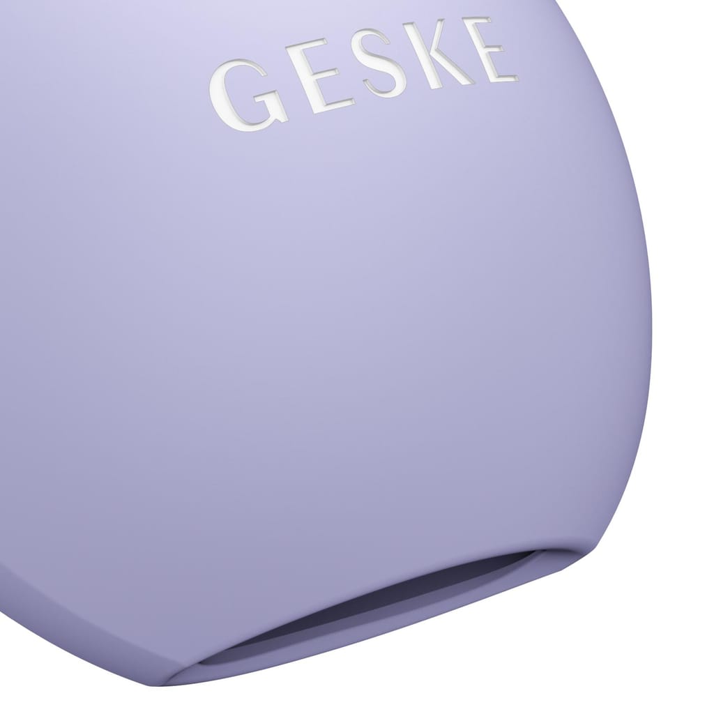 Фото товару: Пристрій для збільшення обʼєму губ GESKE Lip Volumizer&Booster 4в1 Small purple № 4