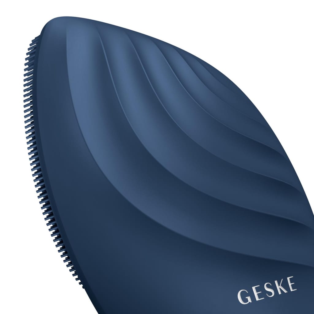 Фото товару: Електронна ультразвукова щітка для обличчя GESKE Sonic Facial Brush 5в1 midnight № 4