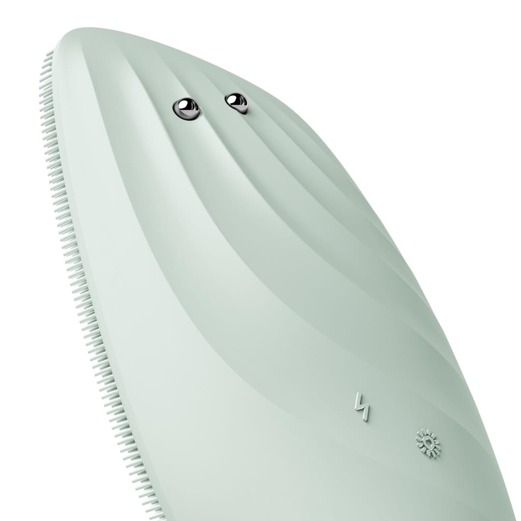 Фото товару: Очищувальна щітка для обличчя GESKE Sonic Thermo Facial Brush&Face-Lifter 8в1 green № 4