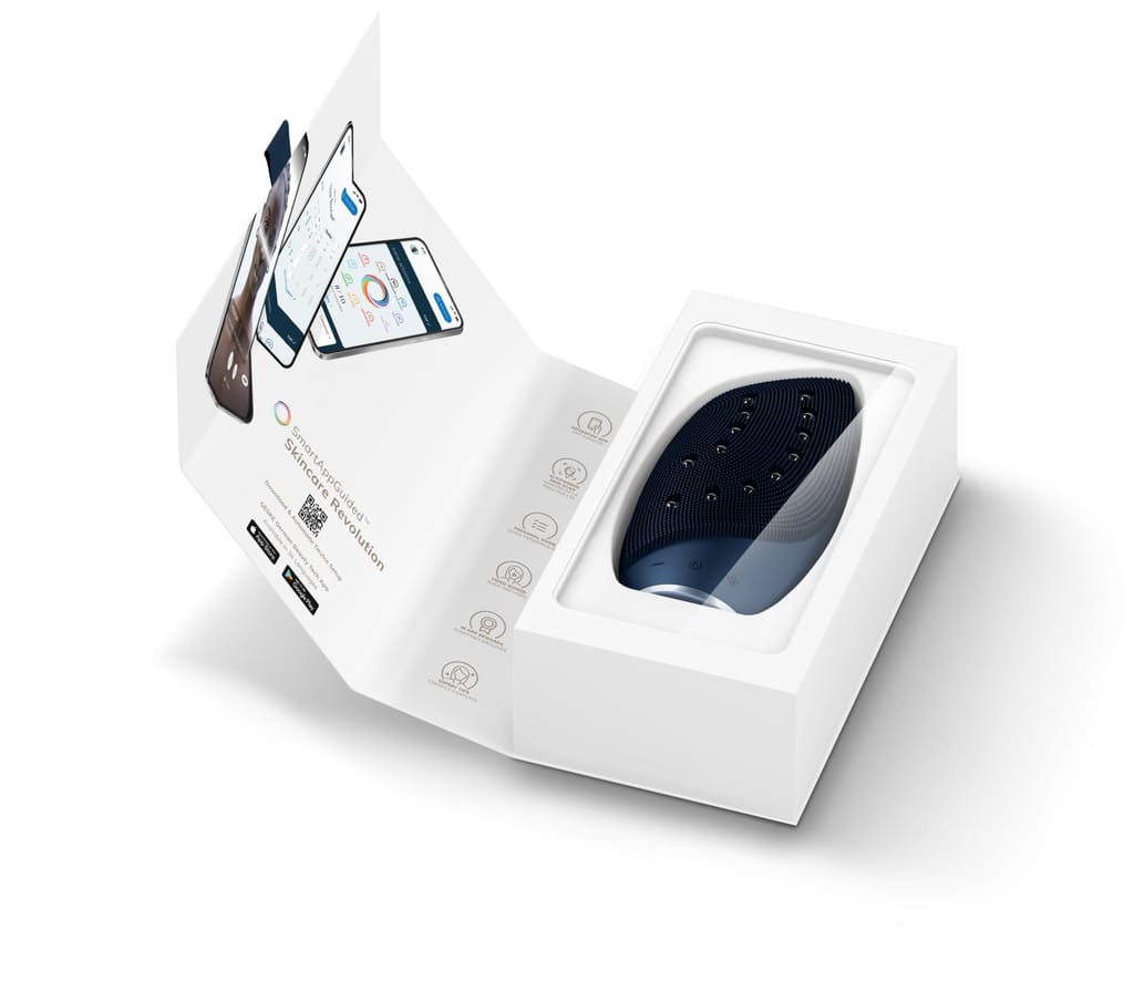 Фото товару: Очищувальна щітка для обличчя GESKE Sonic Thermo Facial Brush&Face-Lifter 8в1 midnight № 8