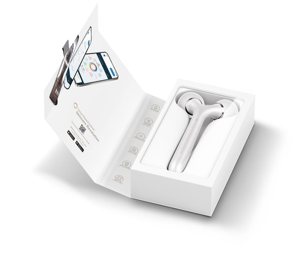 Фото товару: Електронний ультразвуковий ролик для обличчя та тіла GESKE Sonic Facial&Body Roller 4в1 white № 8