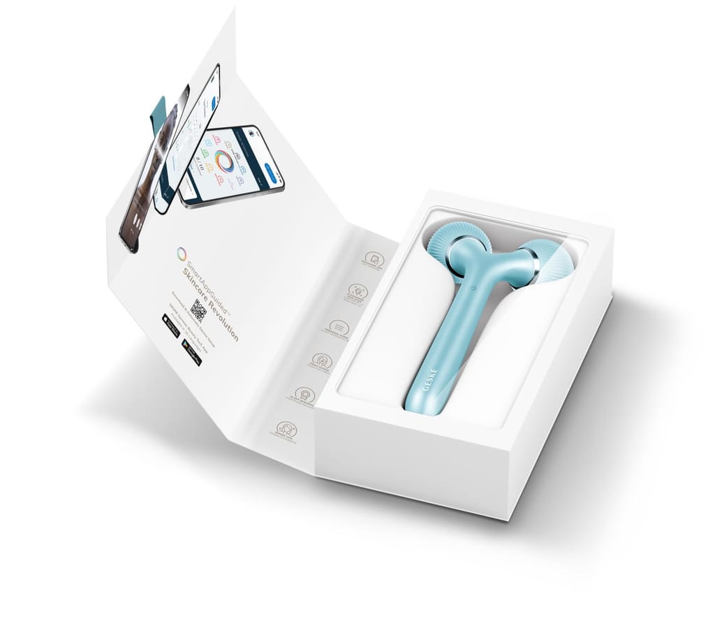 Фото товару: Електронний ультразвуковий ролик для обличчя та тіла GESKE Sonic Facial&Body Roller 4в1 turquoise № 8