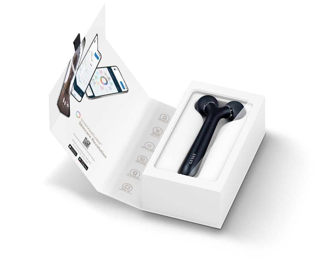 Фото товару: Електронний ультразвуковий ролик для обличчя GESKE Sonic Facial Roller 4в1 black № 8