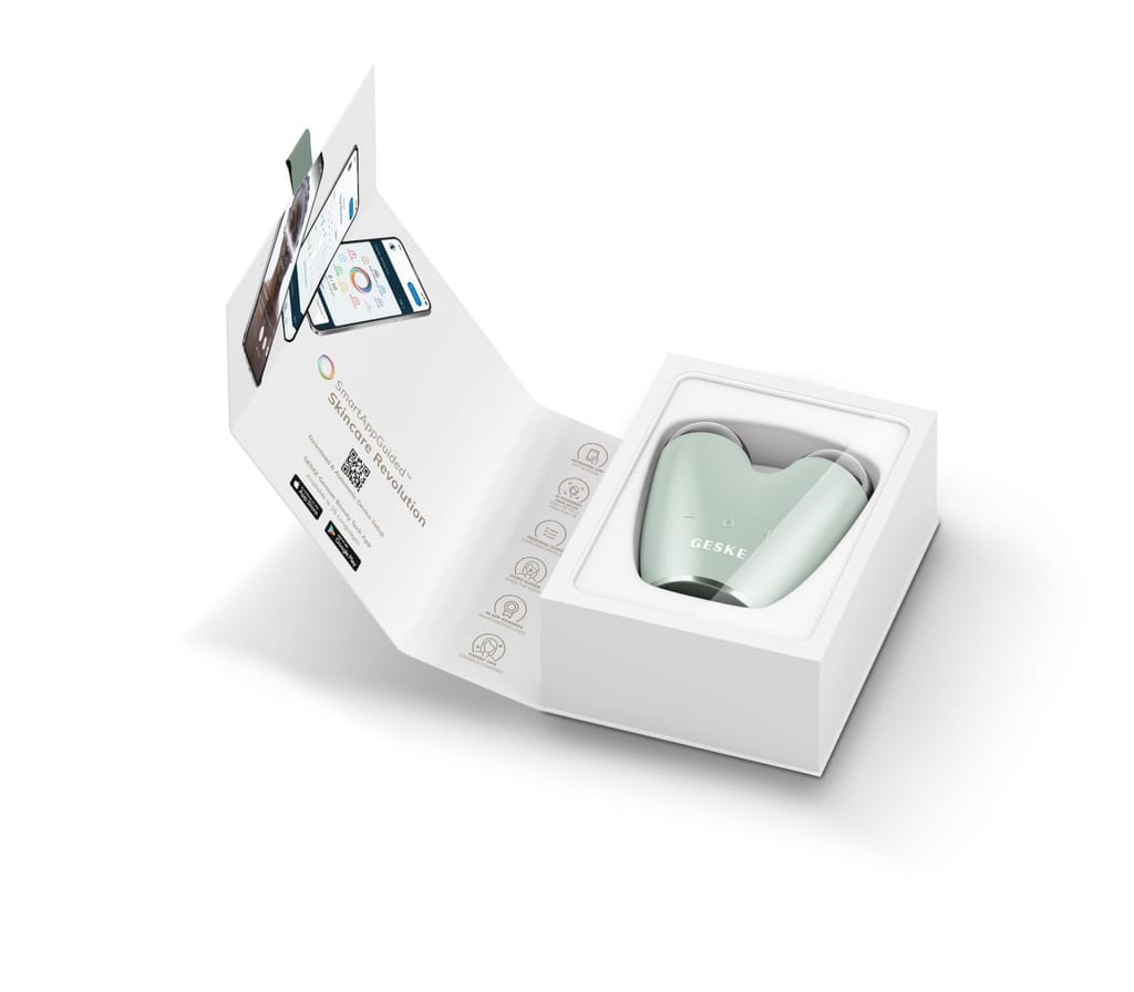 Фото товару: Мікрострумовий підтягувач обличчя GESKE MicroCurrent Face-Lifter 6в1 green № 8