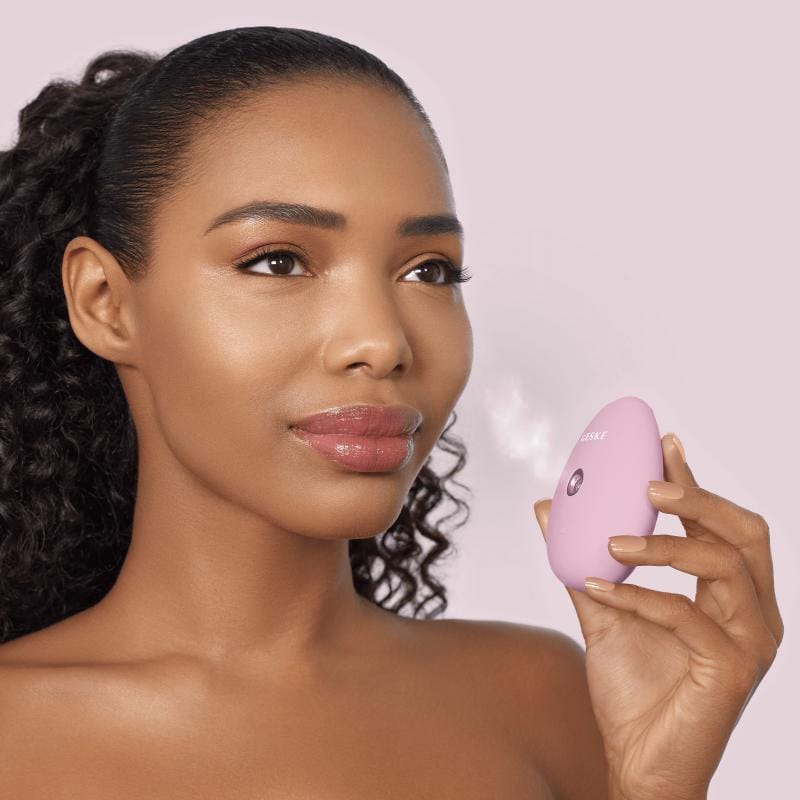 Фото товару: Електронний освіжувач для зволоження обличчя GESKE Facial Hydration Refresher 4в1 pink № 3