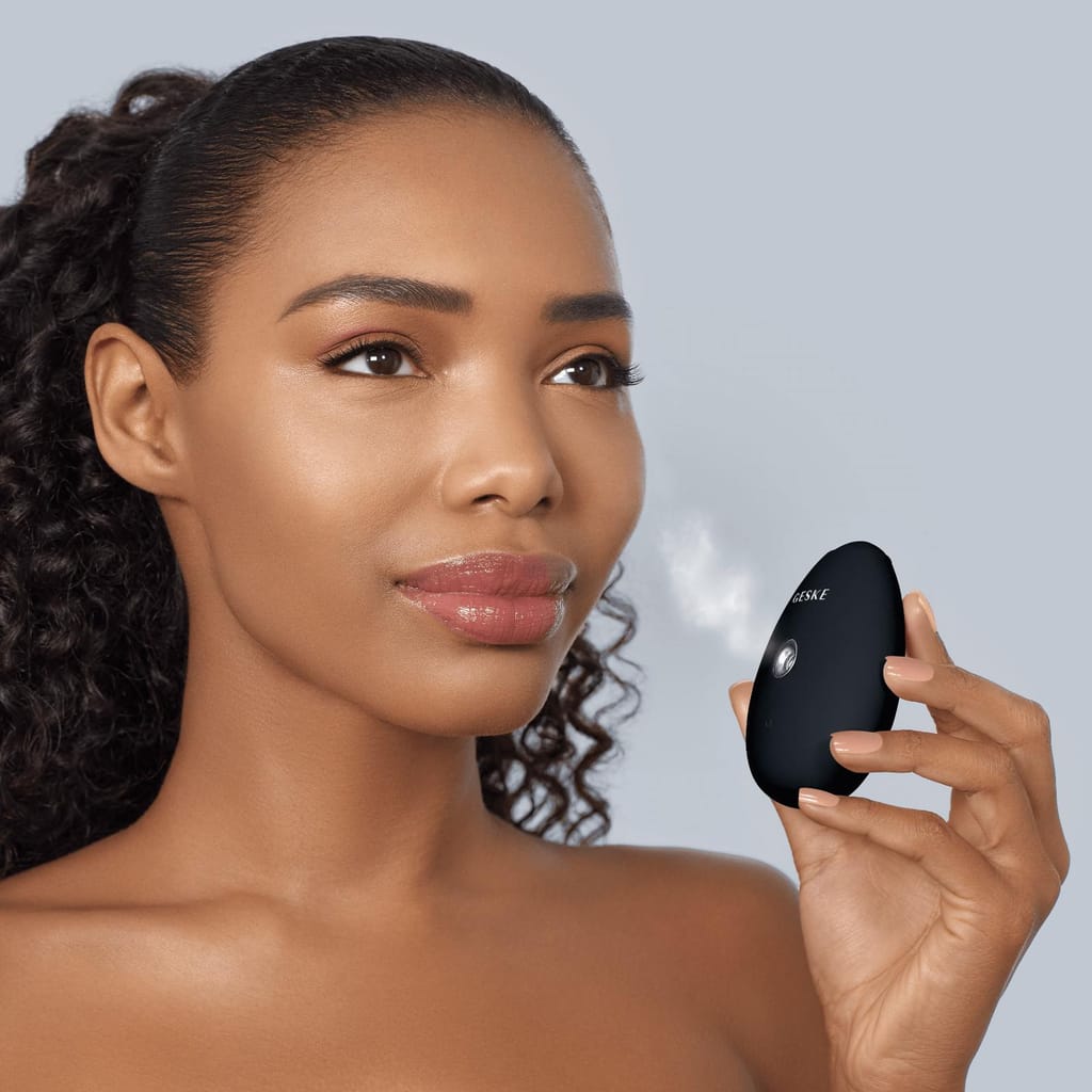 Фото товару: Електронний освіжувач для зволоження обличчя GESKE Facial Hydration Refresher 4в1 black № 3