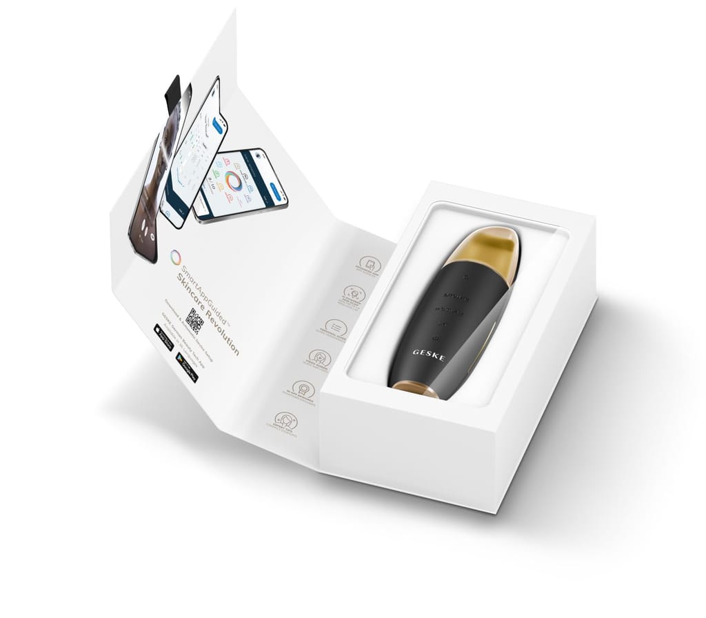 Фото товару: Мікрострумовий скрабер для шкіри та усунення чорних точок GESKE MicroCurrent Skin Scrubber&Blackhead Remover 9в1 gray № 8