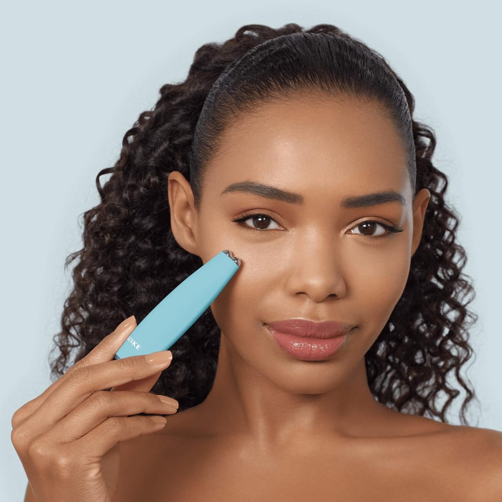 Фото товару: Мікрострумова ручка для підтяжки обличчя GESKE MicroCurrent Face-Lift Pen 6в1 turquoise № 3