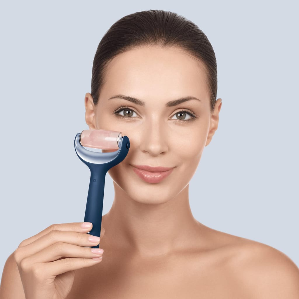 Фото товару: Ролер для голкової мезотерапії обличчя та тіла GESKE MicroNeedle Face&Body Roller 9в1 midnight № 3