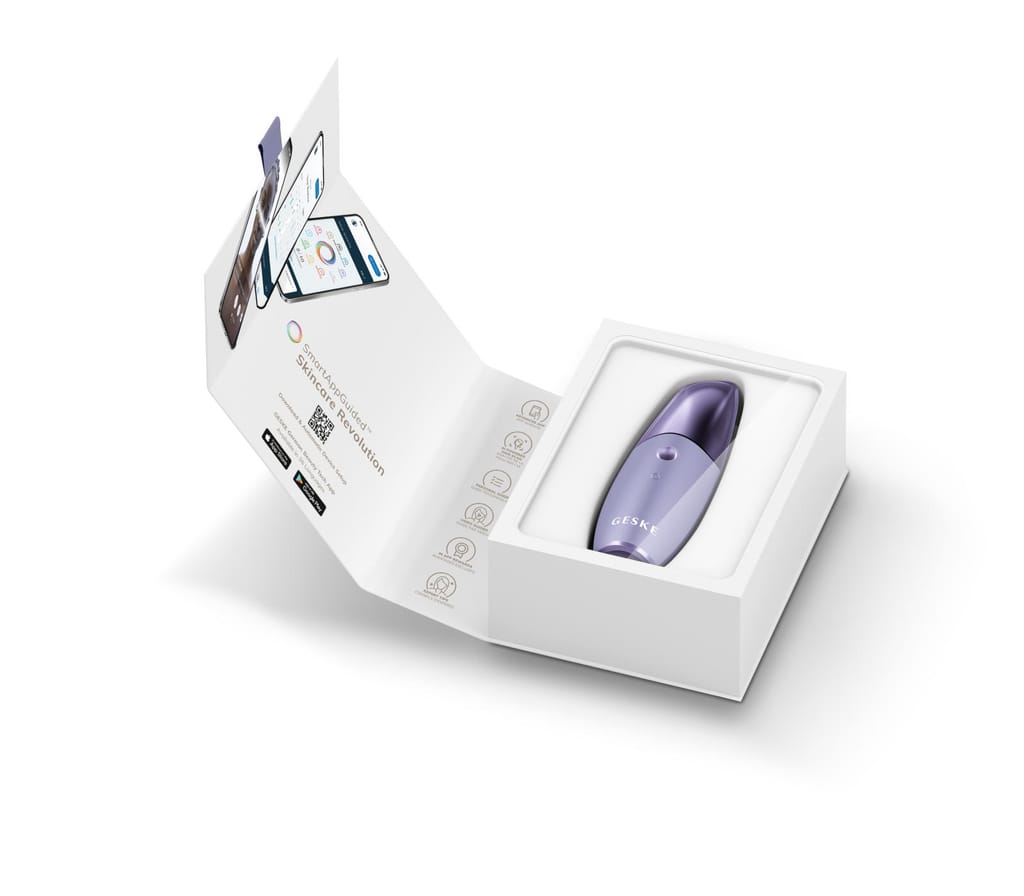 Фото товару: Зволожувач для шкіри обличчя GESKE Facial Hydration Refresher 4 in 1 purple № 8