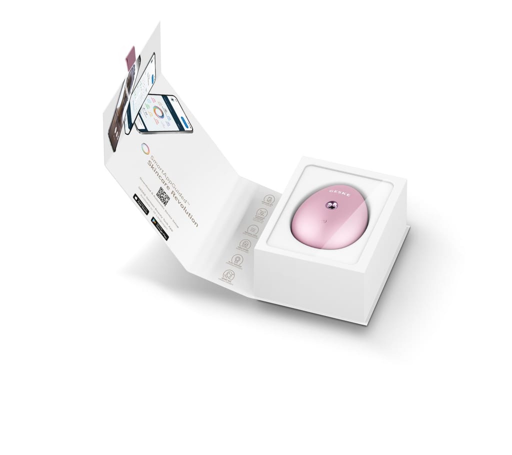 Фото товару: Електронний освіжувач для зволоження обличчя GESKE Facial Hydration Refresher 4в1 pink № 8