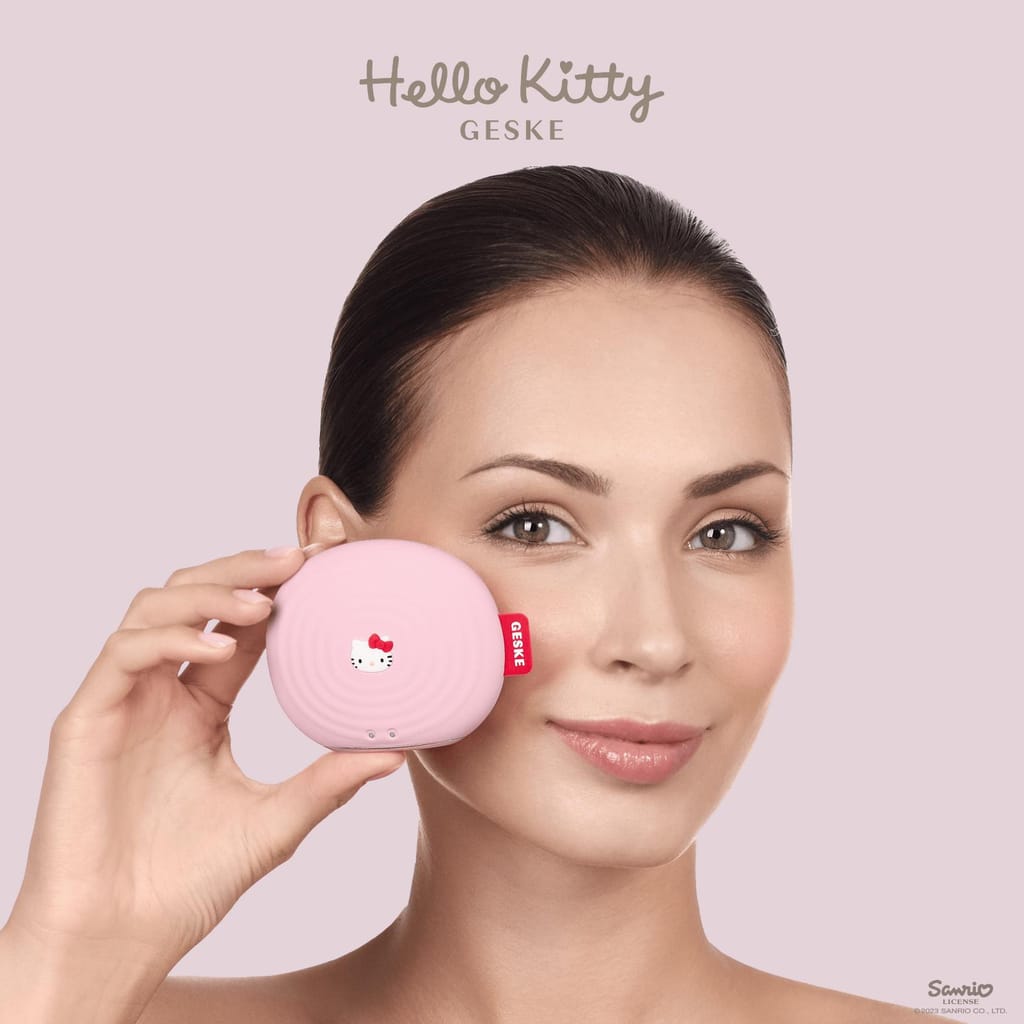 Фото товару: Електронна ультразвукова щітка для обличчя GESKE Sonic Facial Brush 4в1 by Hello Kitty pink № 3