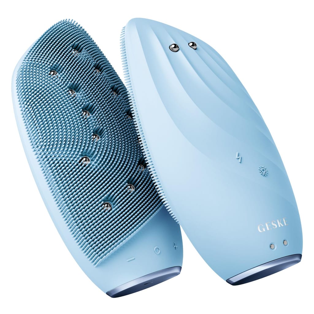 Фото товару: Очищувальна щітка для обличчя GESKE Sonic Thermo Facial Brush&Face-Lifter 8в1 aquamarine № 5