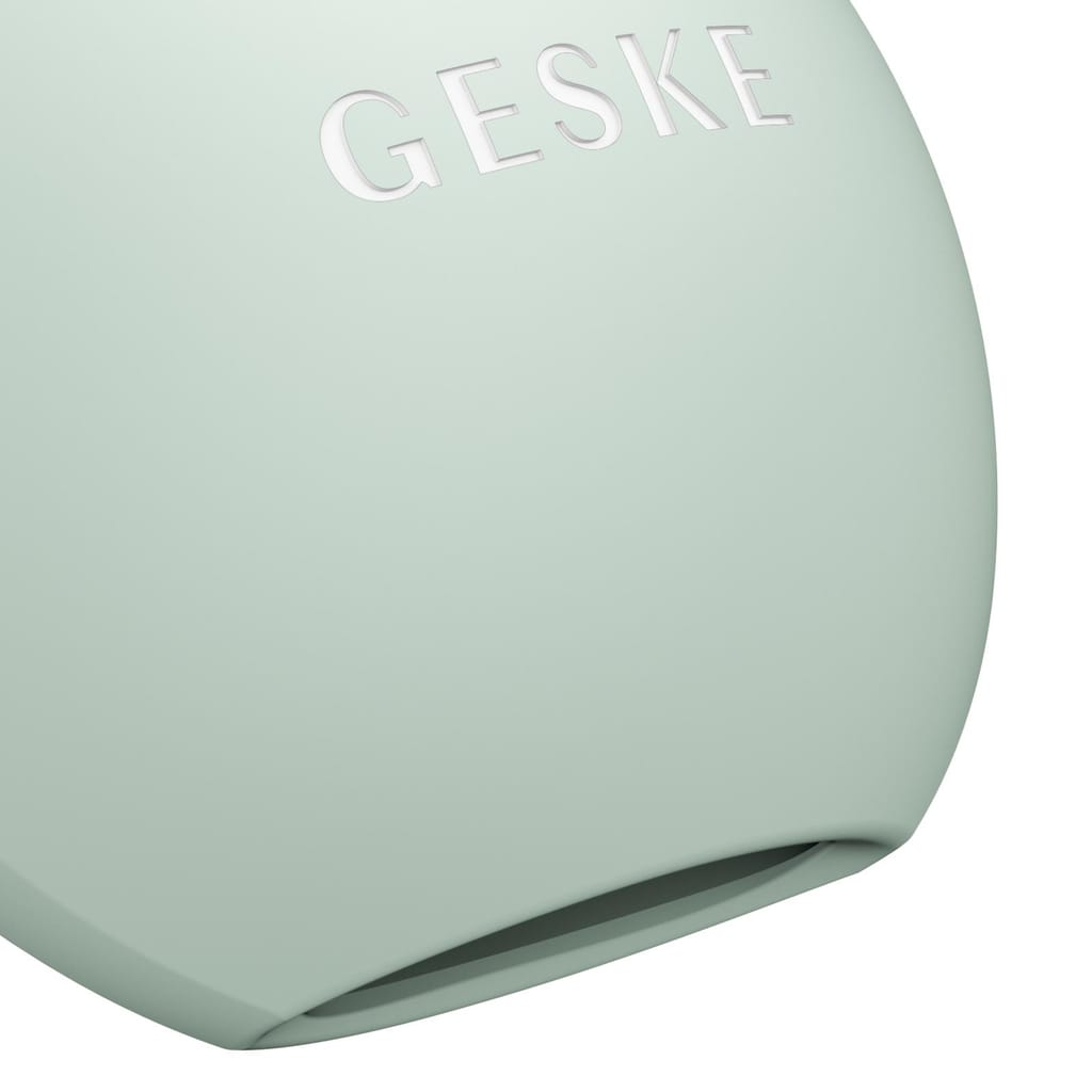 Фото товару: Пристрій для збільшення обʼєму губ GESKE Lip Volumizer&Booster 4в1 Small green № 4