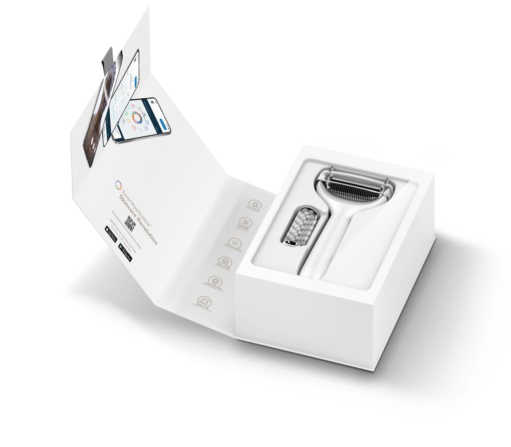 Фото товару: Електронний ролер для обличчя та тіла з мікроголками GESKE MicroNeedle Face&Body Roller 8в1 white № 8