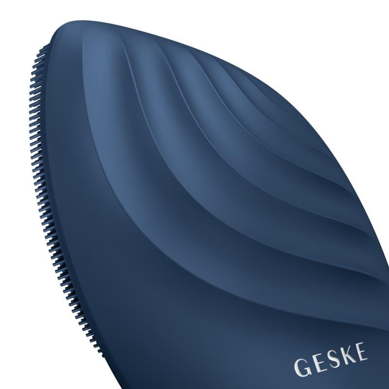 Фото товару: Електронна ультразвукова щітка для обличчя GESKE Sonic Facial Brush 5в1 midnight № 4