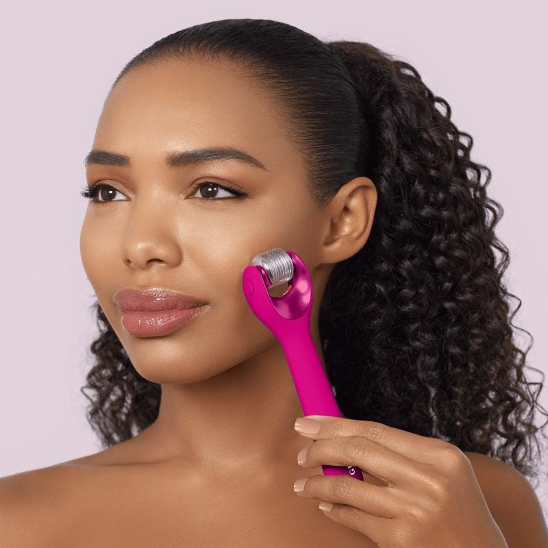Фото товару: Електронний ролер для обличчя з мікроголками GESKE MicroNeedle Face Roller 9в1 magenta № 3