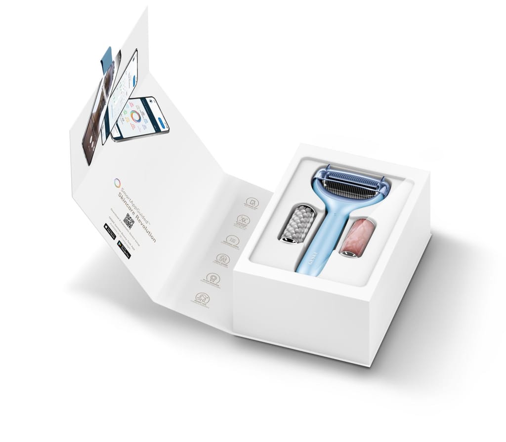 Фото товару: Ролер для голкової мезотерапії обличчя та тіла GESKE MicroNeedle Face&Body Roller 9в1 aquamarine № 8