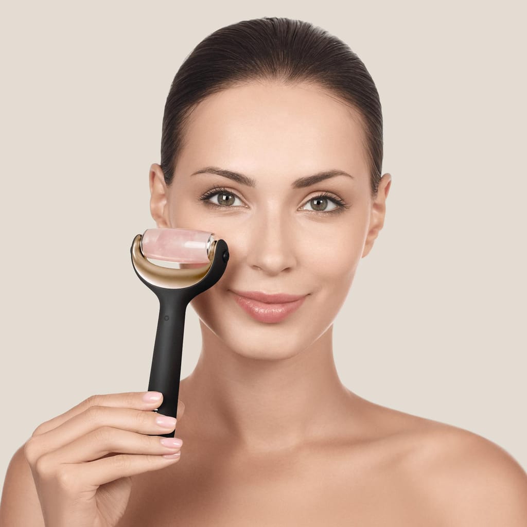 Фото товару: Ролер для голкової мезотерапії обличчя та тіла GESKE MicroNeedle Face&Body Roller 9в1 gray № 3
