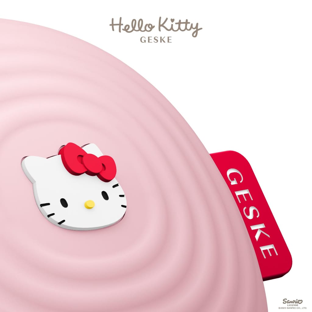 Фото товару: Електронна ультразвукова щітка для обличчя GESKE Sonic Facial Brush 4в1 by Hello Kitty pink № 4