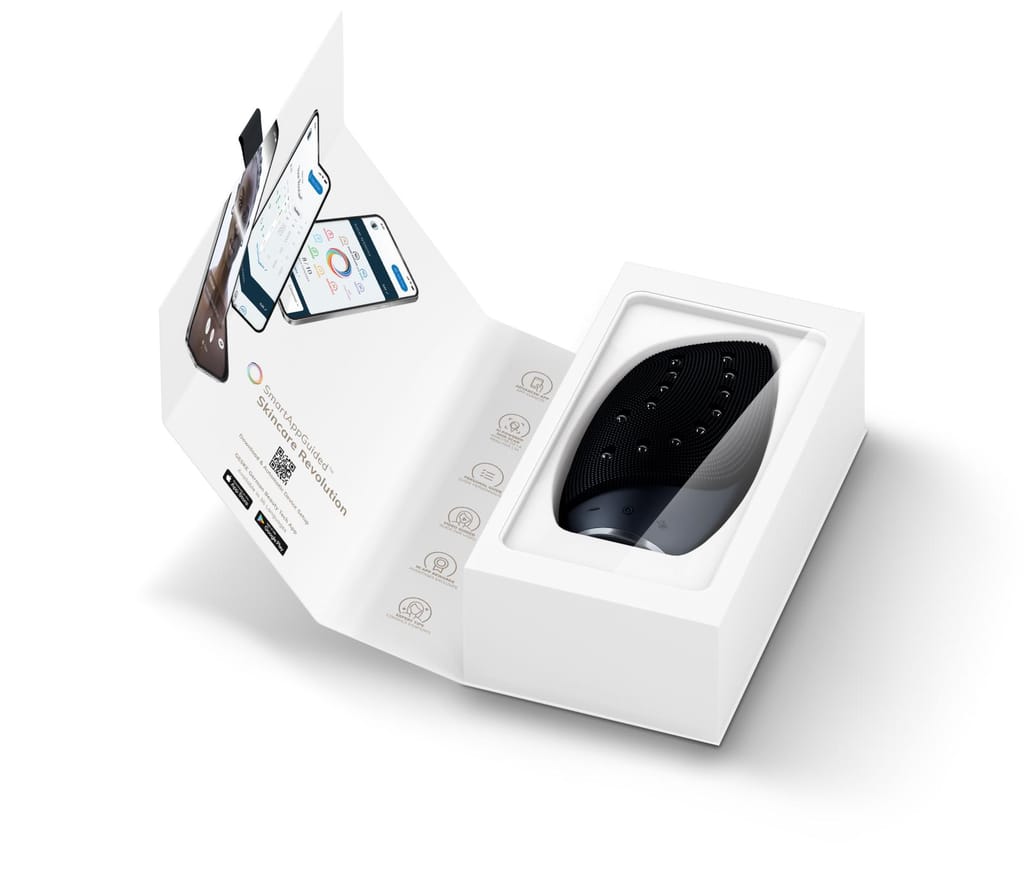 Фото товару: Очищувальна щітка для обличчя GESKE Sonic Thermo Facial Brush&Face-Lifter 8в1 black № 8