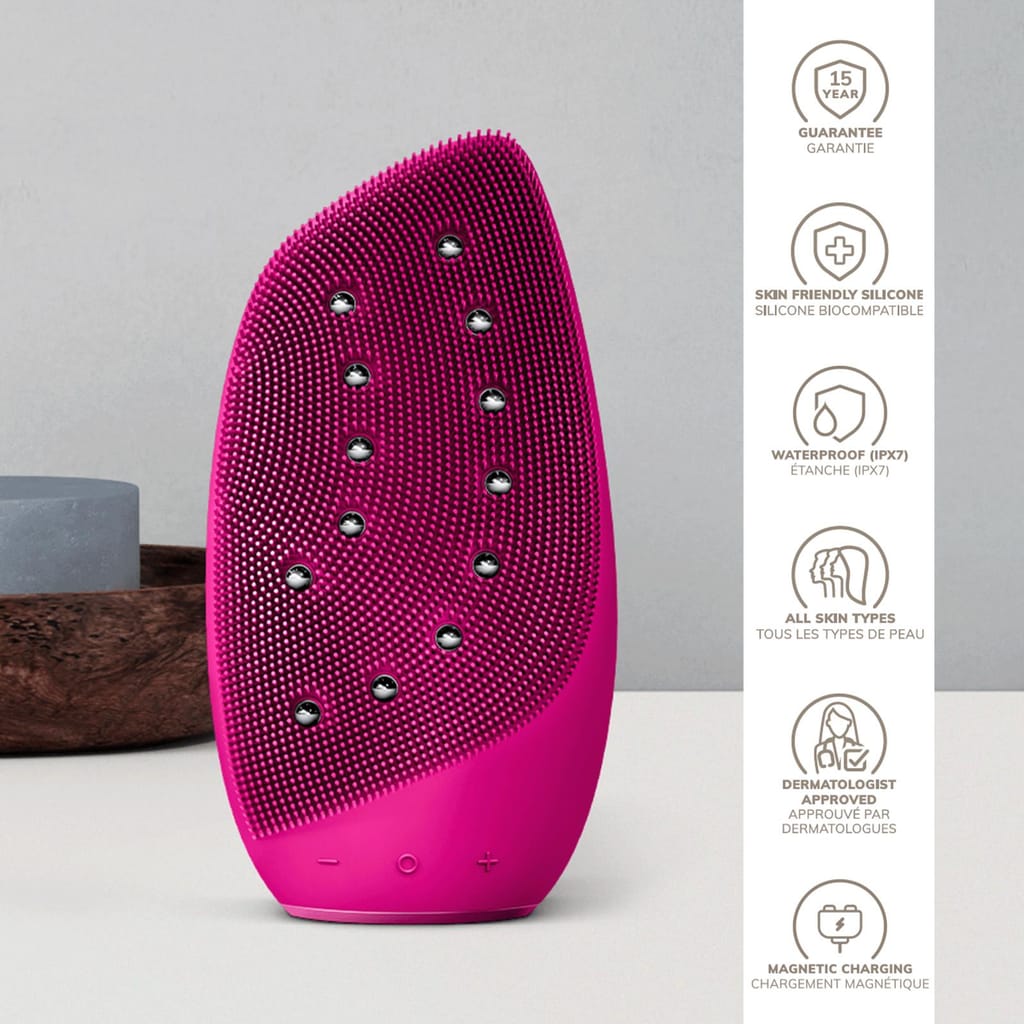 Фото товару: Очищувальна щітка для обличчя GESKE Sonic Thermo Facial Brush&Face-Lifter 8в1 magenta № 2