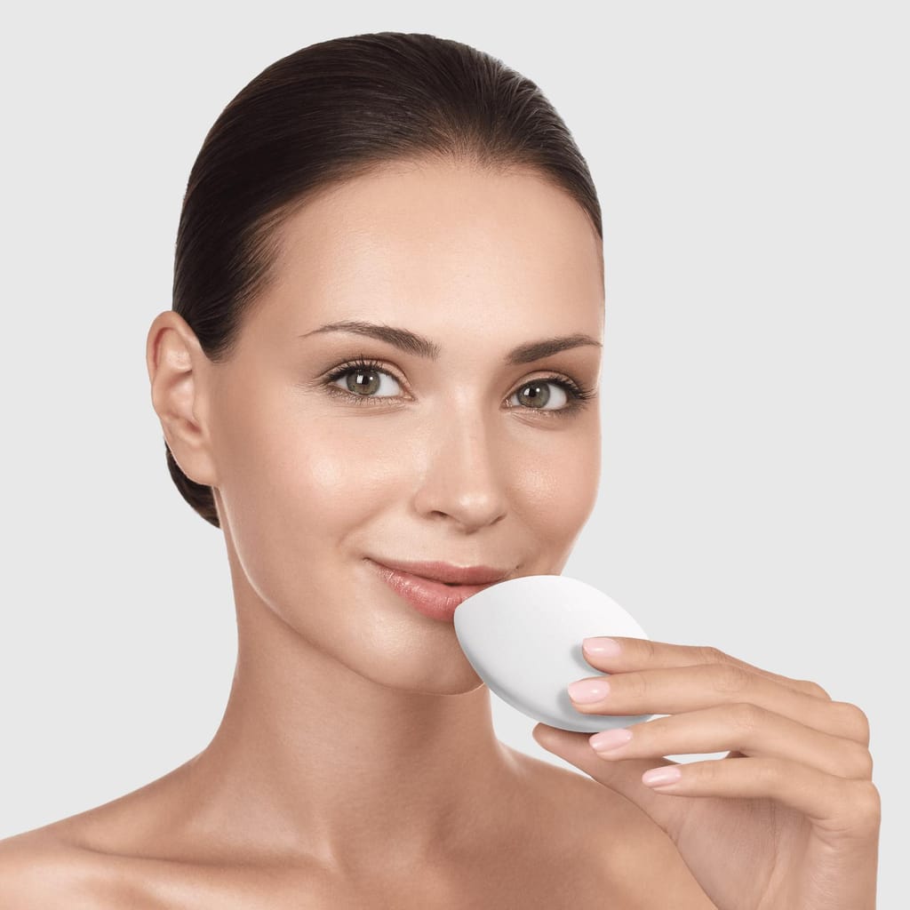 Фото товару: Пристрій для збільшення обʼєму губ GESKE Lip Volumizer&Booster 4в1 Big white № 3