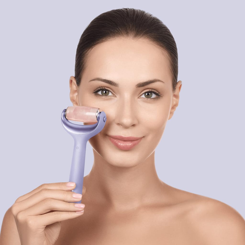 Фото товару: Ролер для голкової мезотерапії обличчя та тіла GESKE MicroNeedle Face&Body Roller 9в1 purple № 3