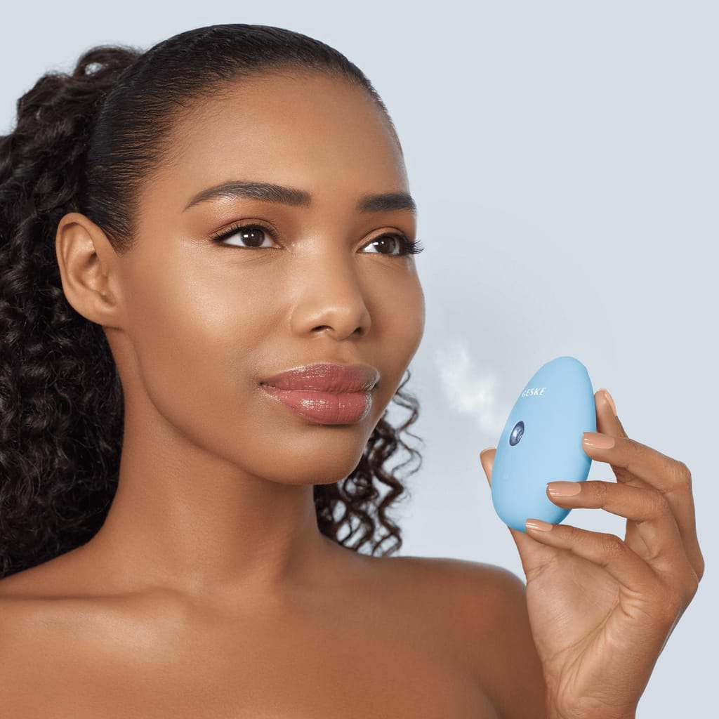 Фото товару: Електронний освіжувач для зволоження обличчя GESKE Facial Hydration Refresher 4в1 aquamarine № 3