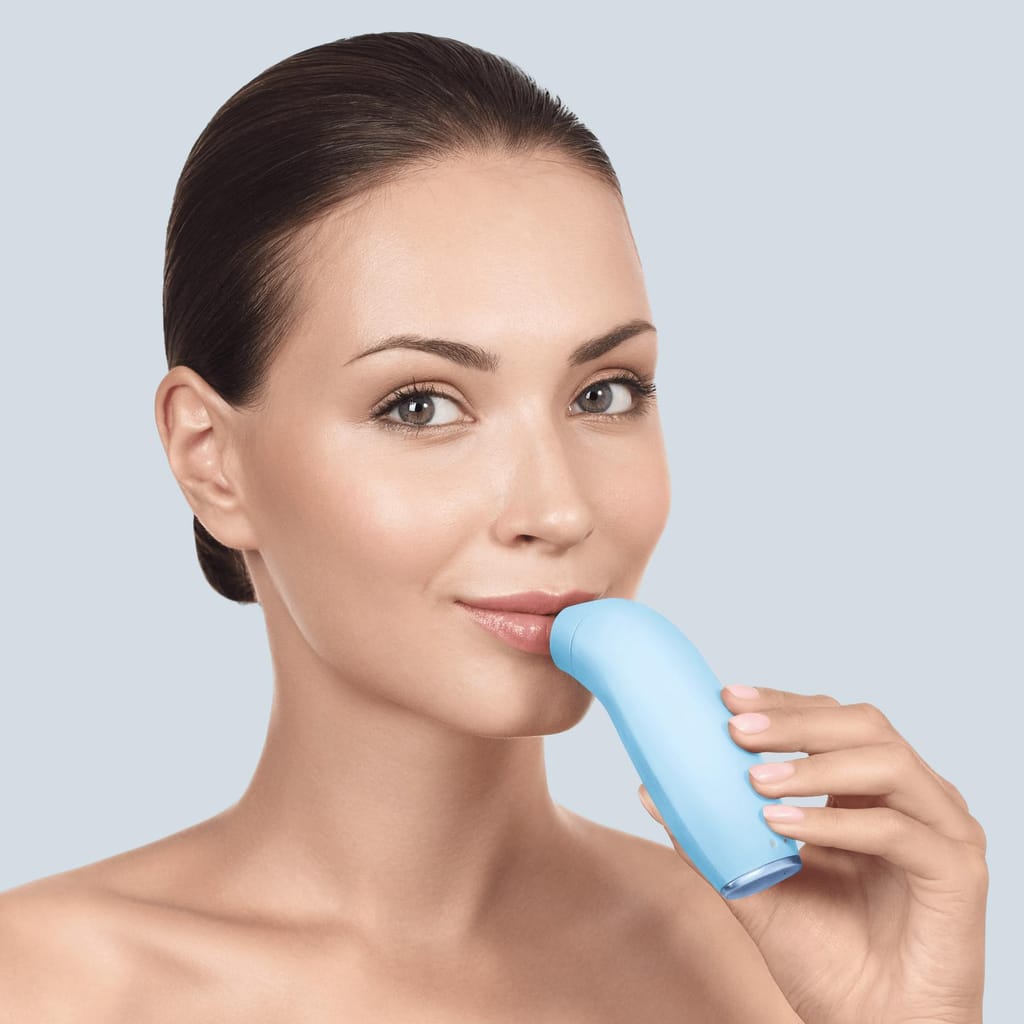 Фото товару: Пристрій для збільшення об'єму губ GESKE Lip Volumizer&Booster 6в1 aquamarine № 3