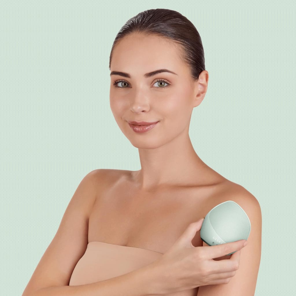 Фото товару: Ультразвукова щітка для тіла та інтенсивний пілінг GESKE Sonic Body Brush&Intensive Exfoliator 7в1 green № 3