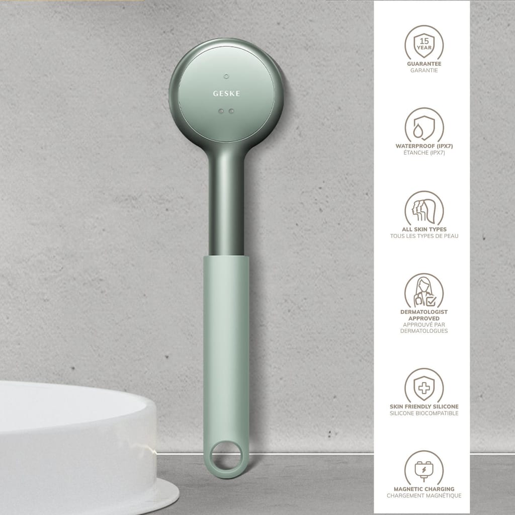 Фото товару: Звукова світлодіодна щітка для всього тіла GESKE Sonic LED Full-Body Brush&Intensive Exfoliator 9в1 green № 2