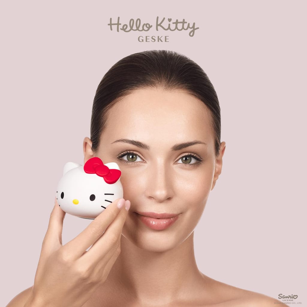 Фото товару: Ультразвукова щітка для обличчя GESKE Sonic Facial Brush 4в1 by Hello Kitty № 3