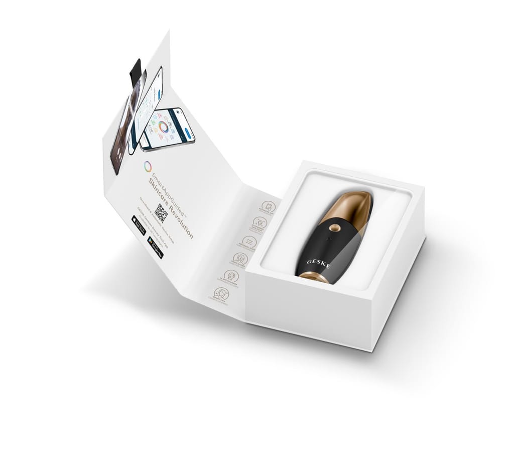 Фото товару: Зволожувач для шкіри обличчя GESKE Facial Hydration Refresher 4 in 1 gray № 8