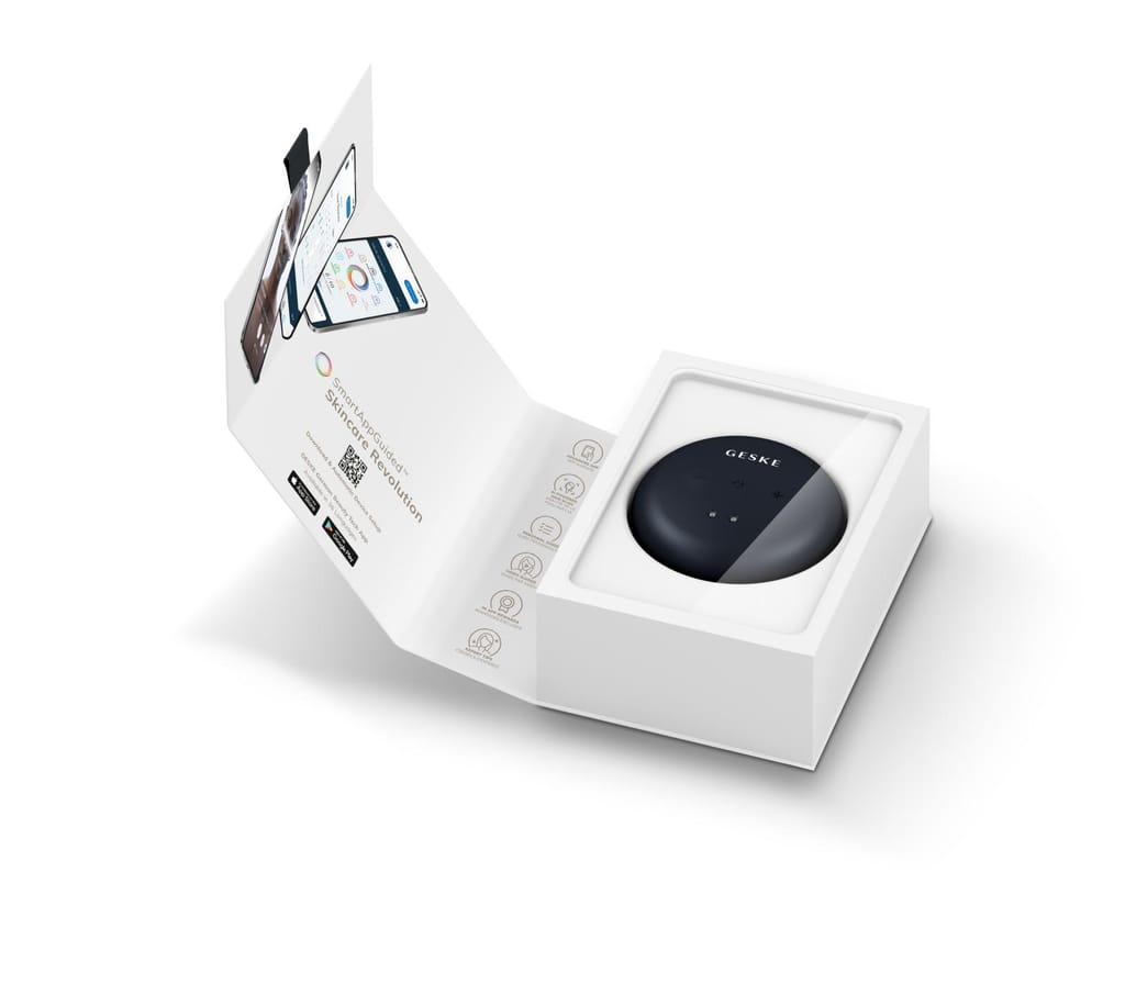 Фото товару: Масажер для обличчя та тіла GESKE Sonic Cool&Warm Face and Body Massager 9в1 black № 8