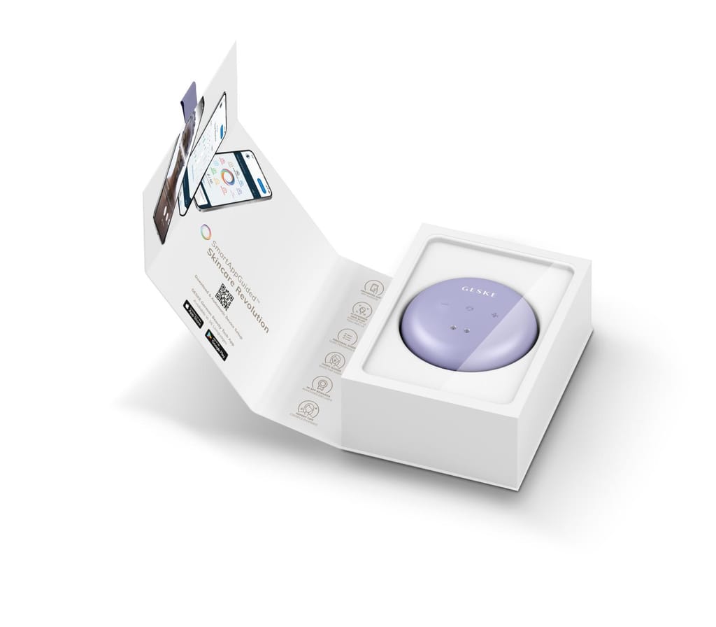 Фото товару: Масажер для обличчя та тіла GESKE Sonic Cool&Warm Face and Body Massager 9в1 purple № 8