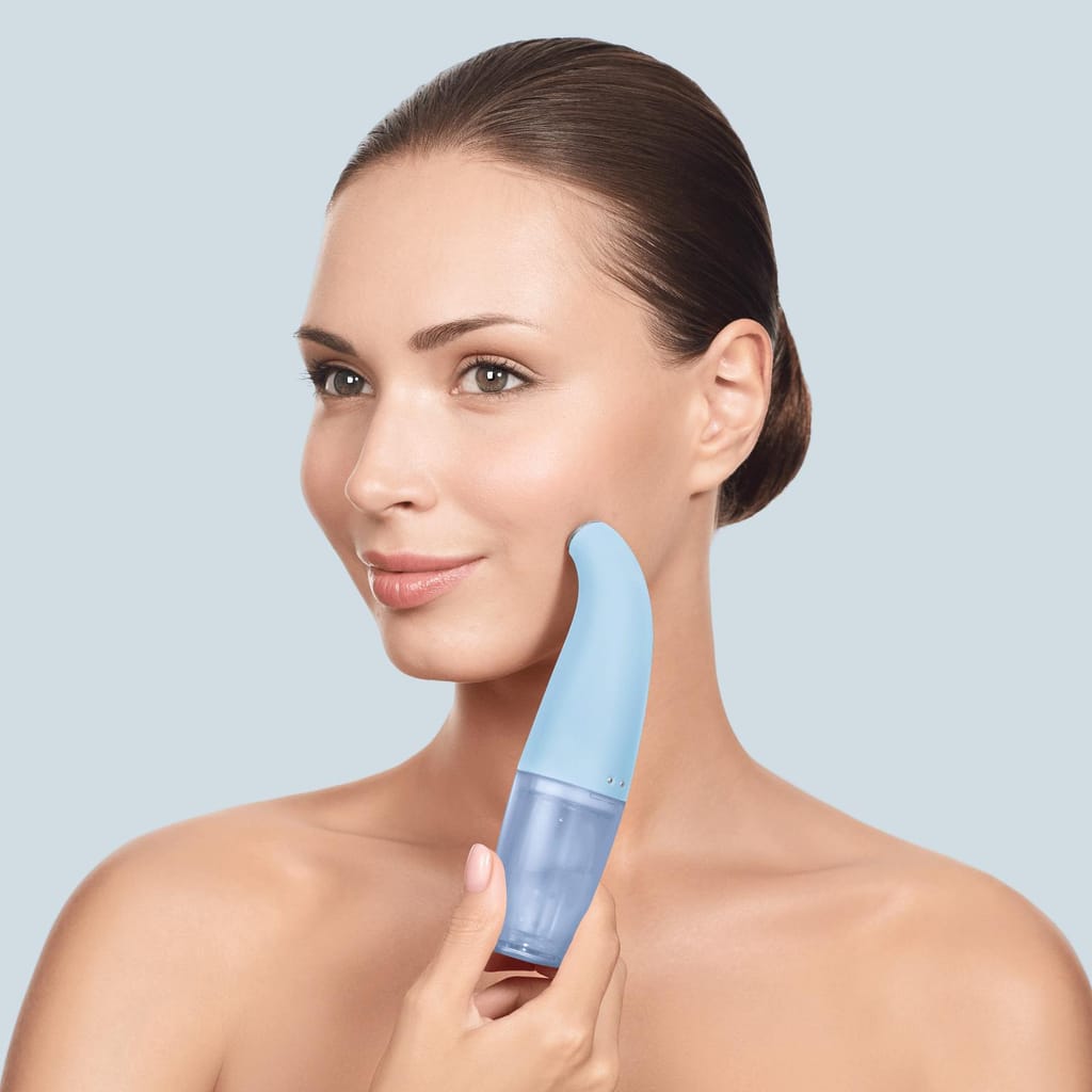 Фото товару: Очищуючий засіб для обличчя GESKE Aqua-Stream Face Cleanser 8в1 aquamarine № 3