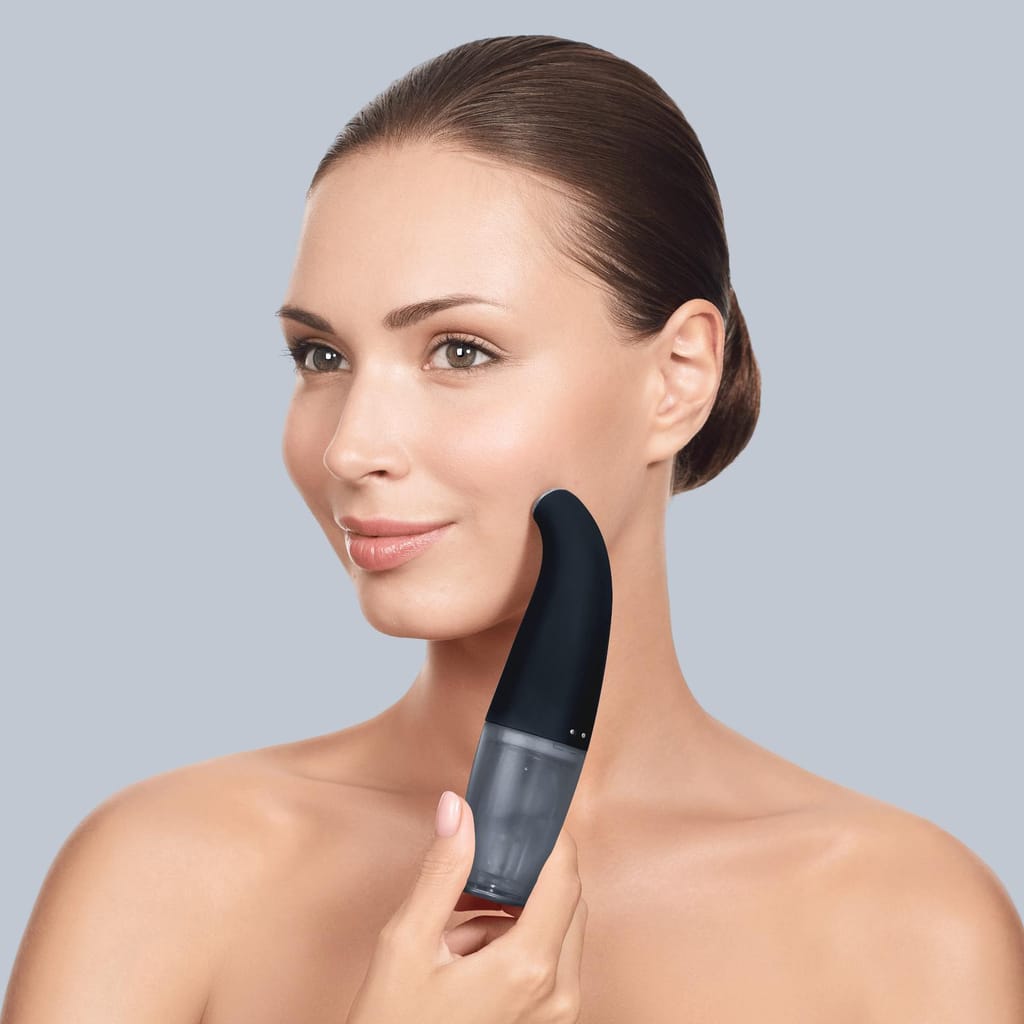 Фото товару: Очищуючий засіб для обличчя GESKE Aqua-Stream Face Cleanser 8в1 black № 3