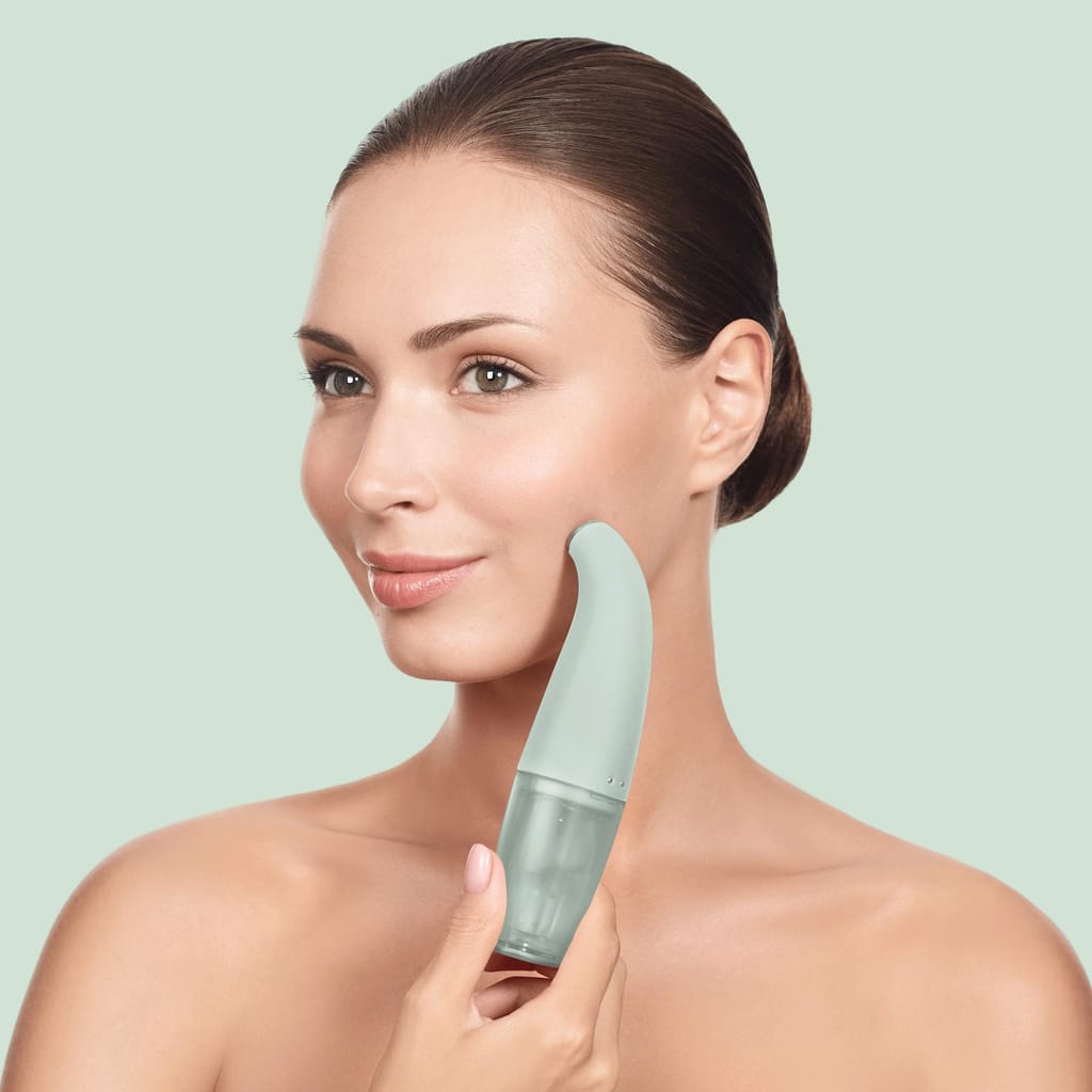 Фото товару: Очищуючий засіб для обличчя GESKE Aqua-Stream Face Cleanser 8в1 green № 3