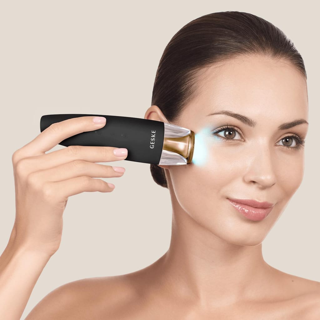 Фото товару: Антивіковий LED-випромінювач для відновлення шкіри обличчя GESKE Anti-Aging Skin Renewer 9в1 gray № 3