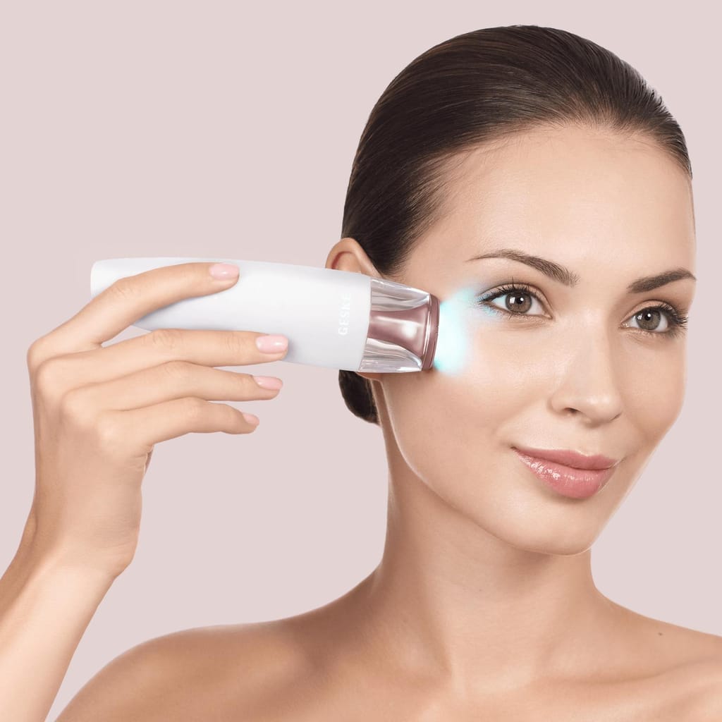 Фото товару: Антивіковий LED-випромінювач для відновлення шкіри обличчя GESKE Anti-Aging Skin Renewer 9в1 starlight № 3