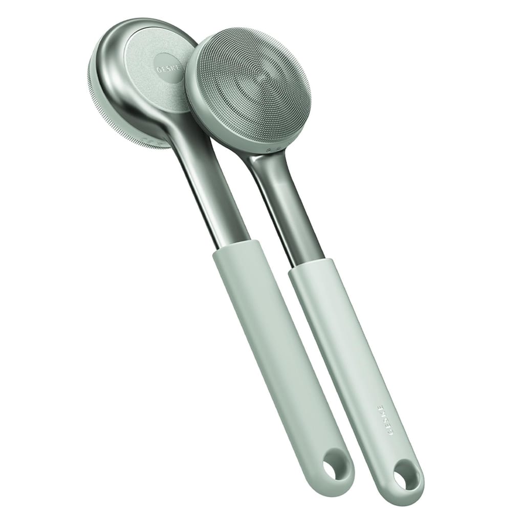 Фото товару: Ультразвукова щітка для всього тіла GESKE Sonic Full-Body Brush&Intensive Exfoliator 8в1 green № 5